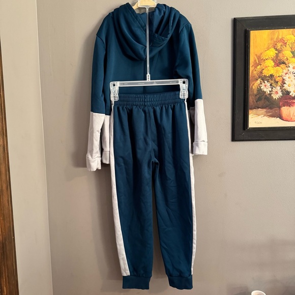Puma Sweatshirt Jogger Set - Picture 8 of 8
